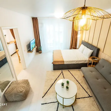 Xcentral Cozy With Balcony Apartment *